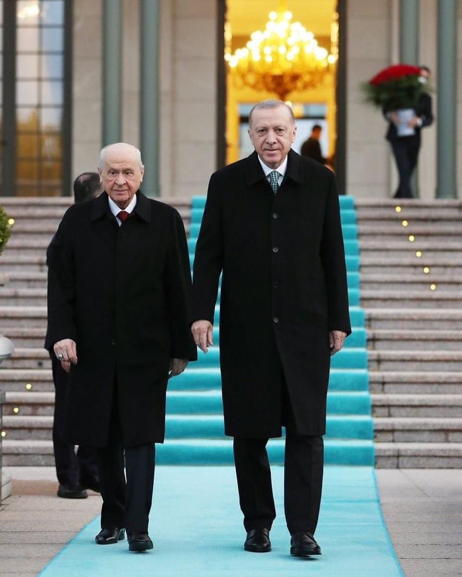 Her kesim sevindirildi. Sıra Fahri Kur'an kursu öğreticilerinde. Haklı mücadelemiz #sözleşme ile taçlansın

#FahrilerSecimeKırgınGitmesin

<a href="/RTErdogan/">Recep Tayyip Erdoğan</a> <a href="/mehmetsaityaz/">Mehmet Sait YAZ</a> 
<a href="/erkanakcay45/">Erkan Akçay</a>  <a href="/dbdevletbahceli/">Devlet Bahçeli</a> <a href="/_cevdetyilmaz/">Cevdet Yılmaz</a>  <a href="/AvOzlemZengin/">Av. Özlem Zengin 🇹🇷</a> <a href="/AyanNilhan/">Nilhan AYAN</a>