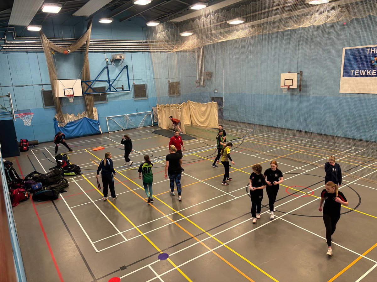 Second session completed for the Ladies / Un15 squad at <a href="/TewksPEdept/">TewkesburyschoolPE</a> - great turnout.