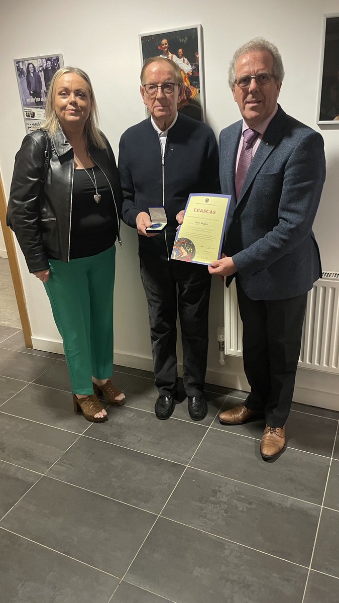 It was an honour and a privilege to present the Gradam Seirbhíse an Chomhaltais to Peter Mallon for giving 30 years service to Craobh Chill Choca, Contae Chill Dara at the AISTEAR 2030 function in CLASAC this afternoon, with Millie Fitzpatrick, Rúnaí, Comharle Laighean.