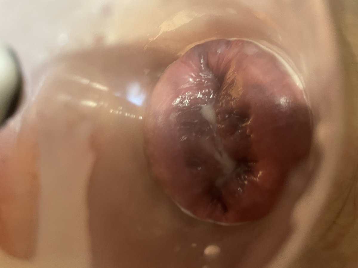 bottomsopen tweet media