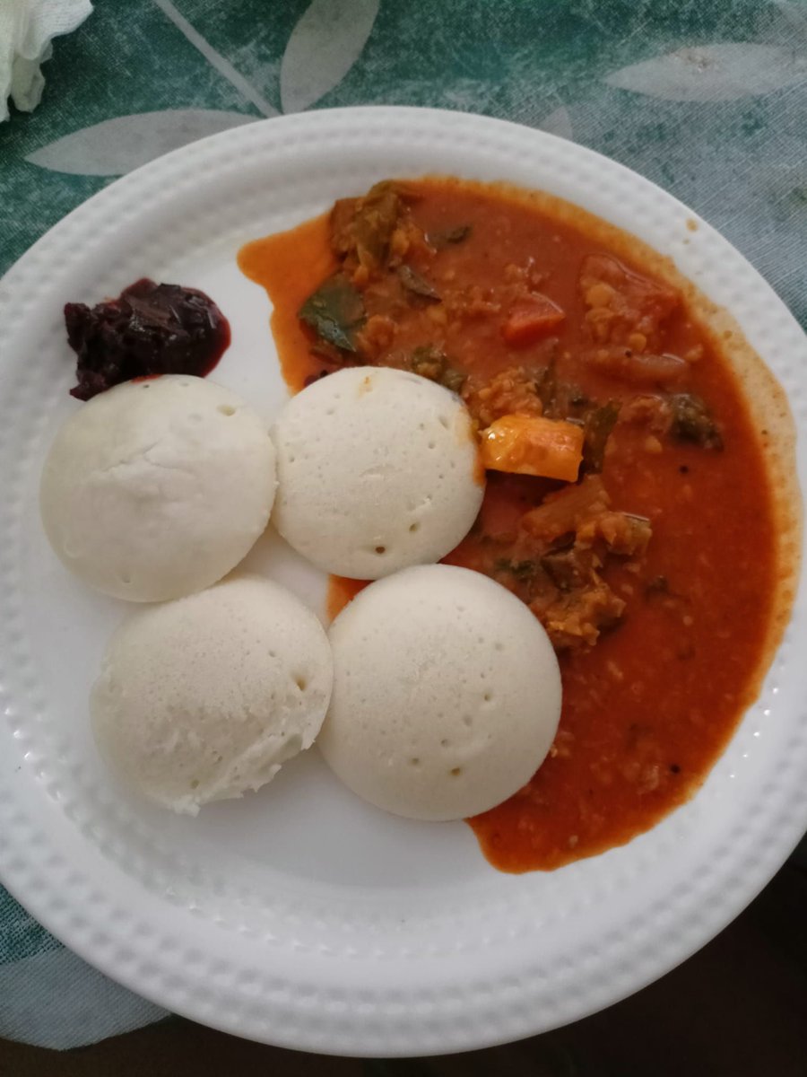 lunch_box_ideas's tweet photo. Idili and sambar anytime anywhere https://t.co/PqbmAw3K0s