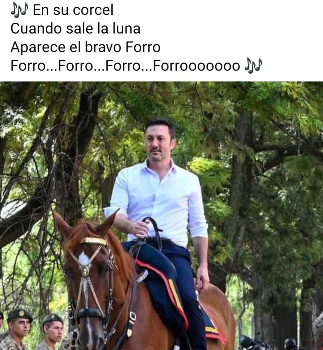 DANYD8's tweet photo. Soy radical y como afiliado exijo la expulsión de @luispetri del partido, si vos también dale RT https://t.co/QZq4IB6LdR