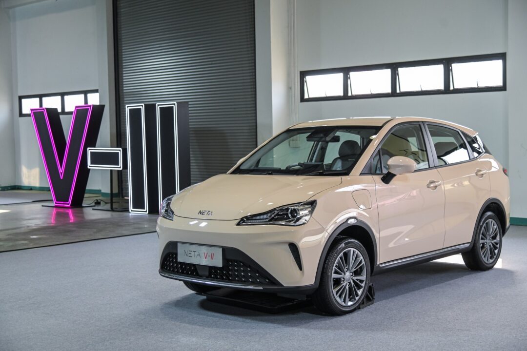 _Drivingplace's tweet image. NEW NETA V-II เตรียมเปิดตัวบุกตลาดในงานมอเตอร์โชว์ 2024
#Autonews #ข่าวรถยนต์
#NetaVII #NetaThailand
#Drivingplace #Media #AutoplaceThailand
ฝากกด👍กดแชร์ด้วยครับ 😊
drivingplace.com/drivingplace-c…