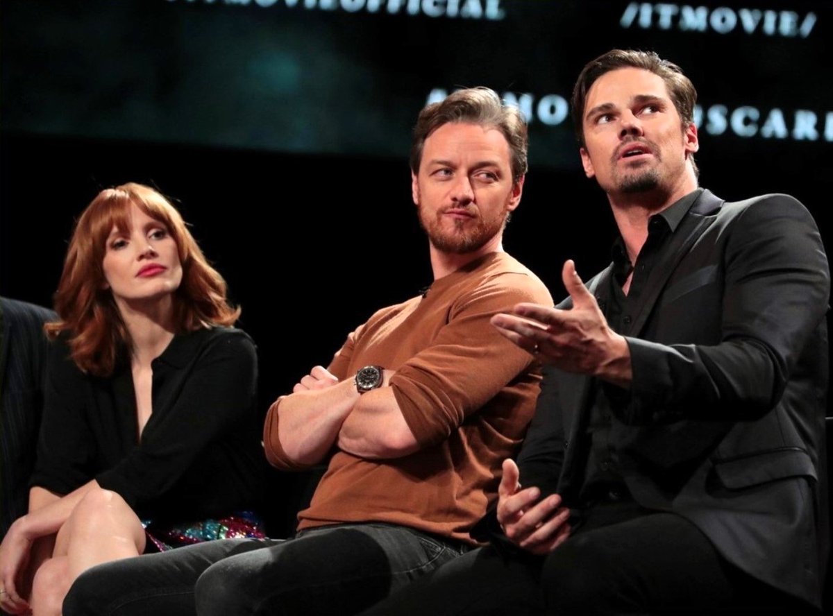 #JayRyan was humbled to work alongside Oscar nominee #JessicaChastain & #JamesMcAvoy,who he says“took me under their wing”. “Working with them I’ve learnt a lot.They treated me as an equal from day one and you can see why they’re so successful.”💖
TheWest🇦🇺
#ITChapterTwo memories