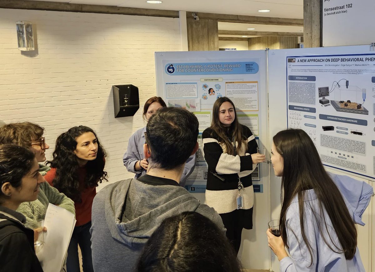 Great talks (and pizzas) at the B&C Pizza Poster Party last week! I enjoyed being able to present some of the new exciting tools I will use to investigate ASD-related behavior in mice. 🐁 Very grateful for @fabdechaumont, Elodie.., for helping us set up our own LiveMouseTracker!