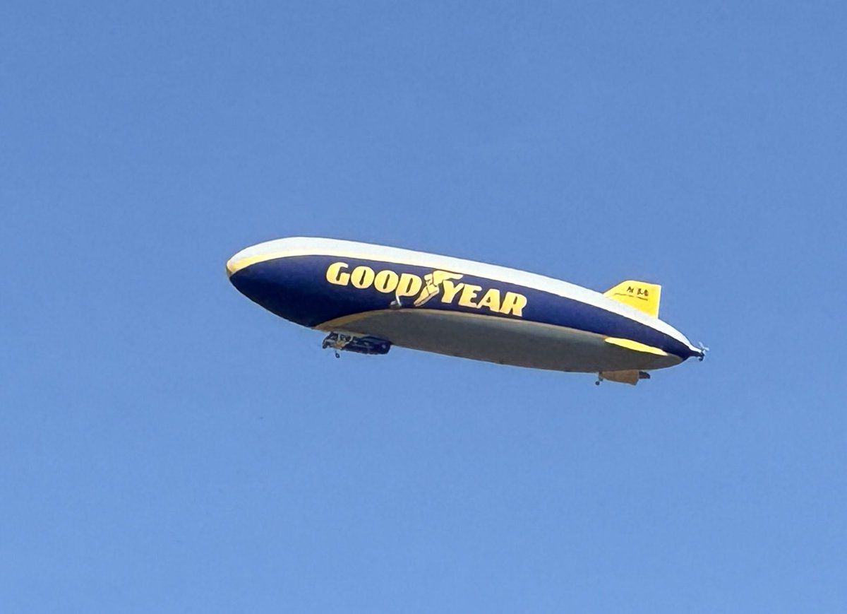 The ⁦@GoodyearBlimp⁩ “Wingfoot Three” is in the air over ⁦@phoenixraceway⁩ today. The airship, based out of Carson, Calif., is providing aerial coverage of today’s NASCAR Cup race for ⁦@NASCARONFOX⁩.