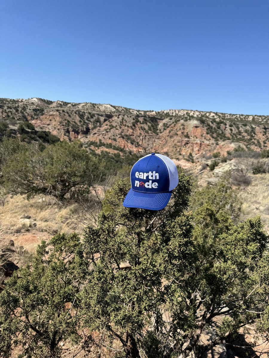 🌿Touched grass today. 

🌎EarthNode support in full effect.  

🚀One day an AirNode will be here covering service for all. 

📡Connect the Unconnected. 

$WMT
#WorldMobile
#Cardano
$ADA
#DePIN

🎈