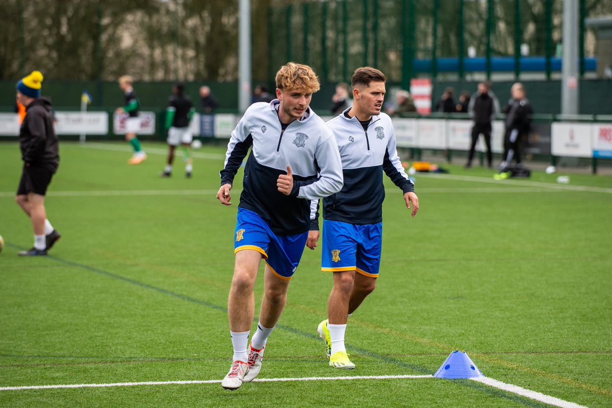 scottarmsworth's tweet image. It’s been a long 8 weeks but felt so good to be back out there in yellow and blue yesterday, playing infront of our incredible fans 💛💙 UTS @Basingstoke_FC