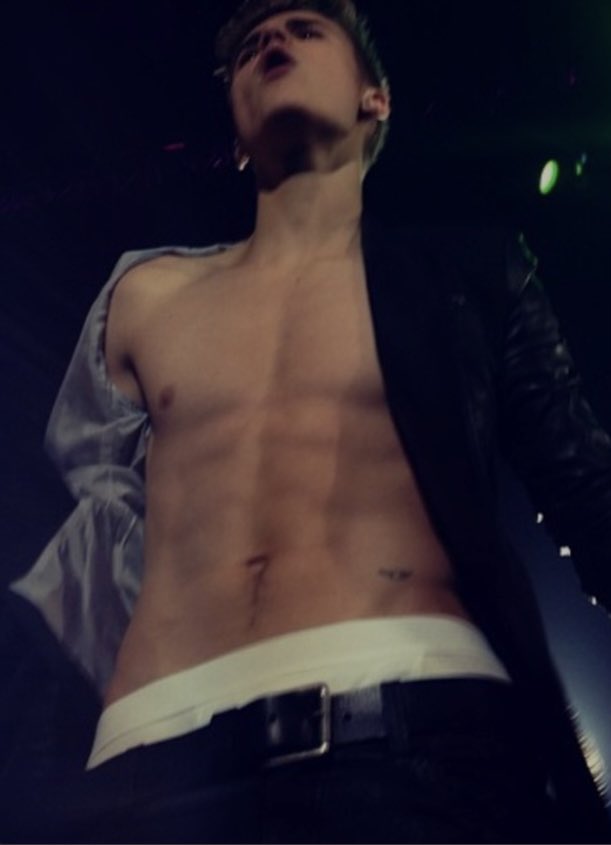 JaydenBaxterJB's tweet photo. Possibly the hottest picture I’ve ever seen 😍😏 https://t.co/0pyAkHpsxp