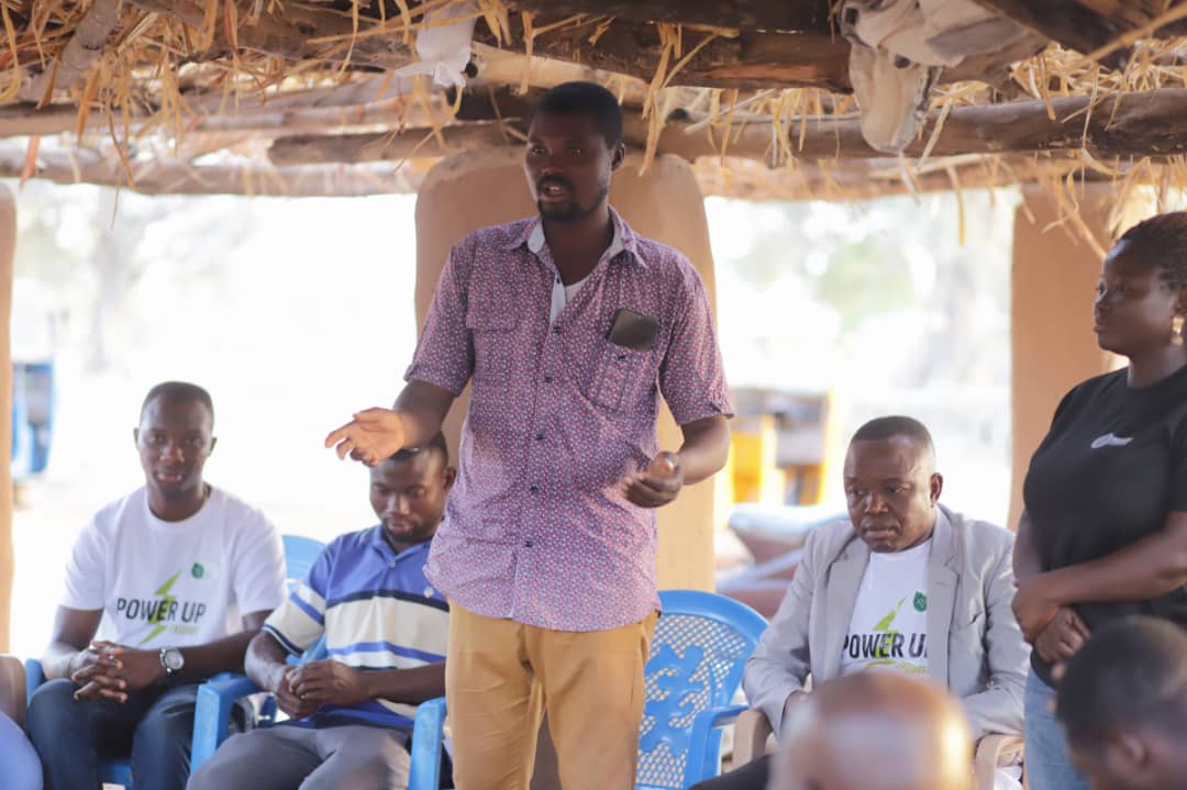 350GROC's tweet photo. We visited the Chief of Pungu as part of the preparation towards the launch of our documentary, The Renewable Energy Charge, at Nawognia and Pungu in Navrongo. https://t.co/00o7pLFPSq