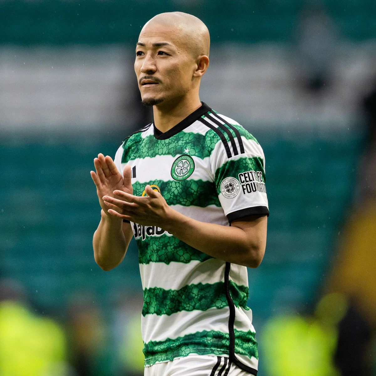 This tweet is for the bald men, if you're not a bald man just keep scrolling 

What razors does Daizen Maeda use btw 😂? How does he manage to get that bald when he's got that head of hair? Outstanding work.

I shave my head in the morning &amp; have a shadow by lunch 😂