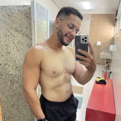 KcinomLeo's tweet photo. #NovaFotoDePerfil https://t.co/RPDKf58n4o