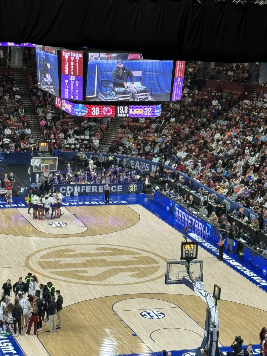 After 2 quarters of play the @GamecockWBB are up 36 - 32 over the @LSUwbkb in the #SECWomensBasketball Championship @BSWArena