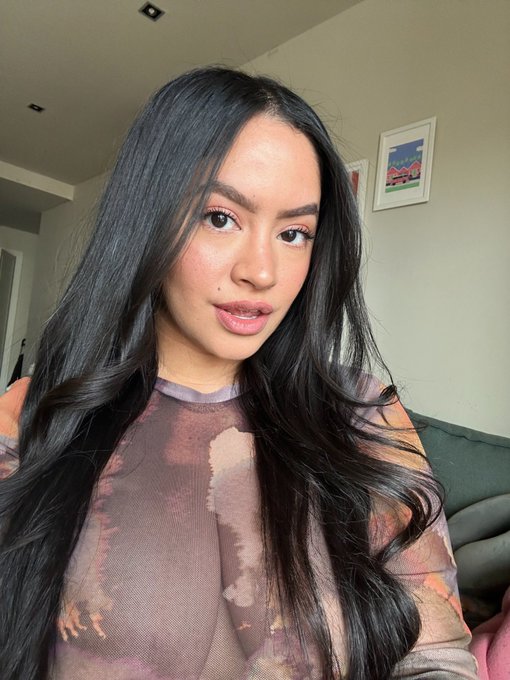 would you cum on my face? https://t.co/5oDapC9iiY