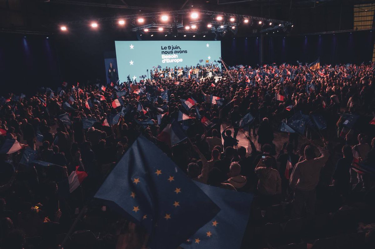 Renew Europe France tweet media