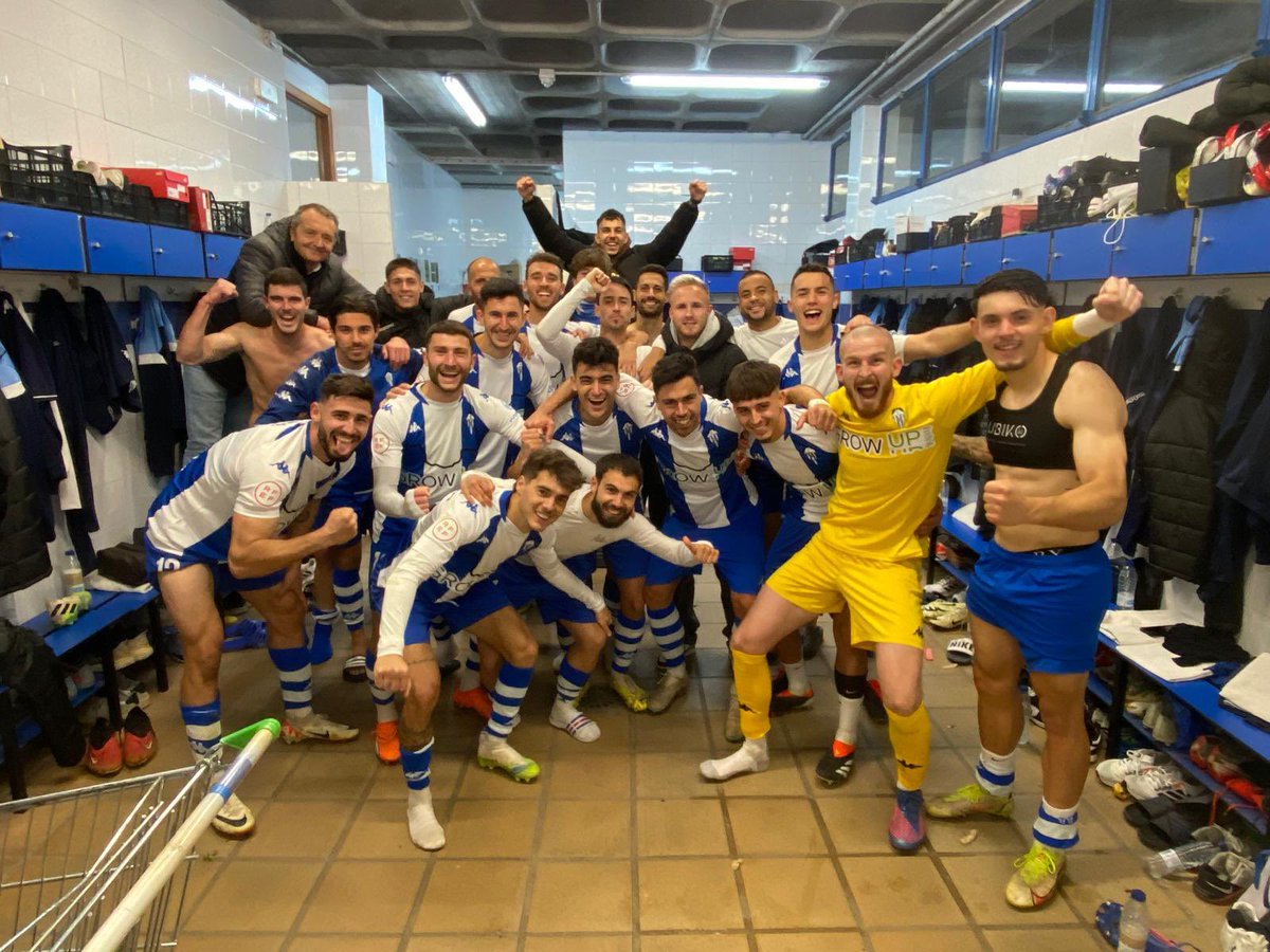 CD_Alcoyano's tweet image. 🍍💙

#esmomentodecreer🔵⚪️