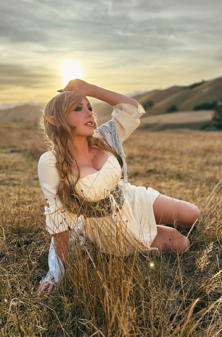 have you seen Lord of the Rings? Which one is your favorite?! https://t.co/A6AhfZES4M