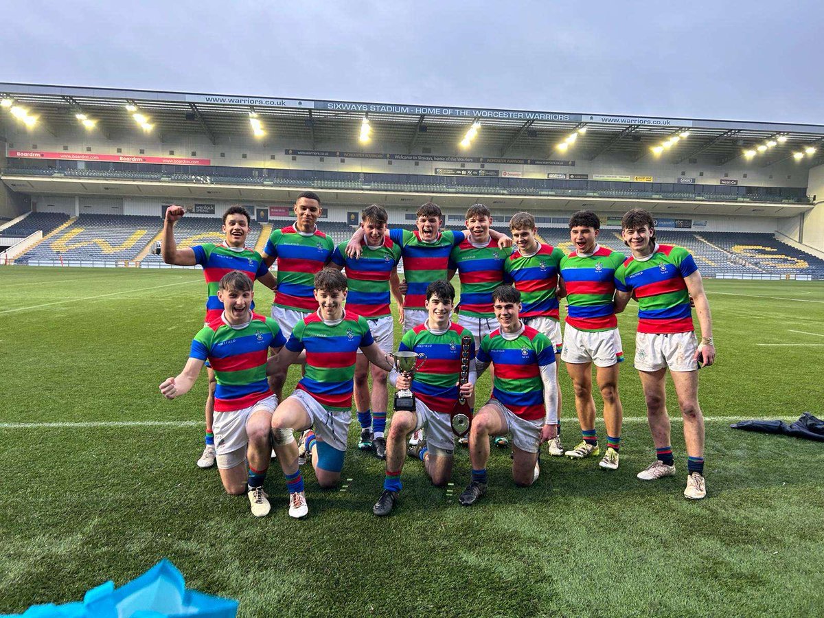 A huge sporting day! Well done to those in the rugby 7s. Juniors,semi finalists and a trophy for the seniors #bebrilliant ⁦@MillfieldRugby⁩ some boys still not back! 🤩🤩🤩🤩🦅🦅🦅🦅🎉🎉🎉🎉🎉👍👍👍👍🤩🤩🤩