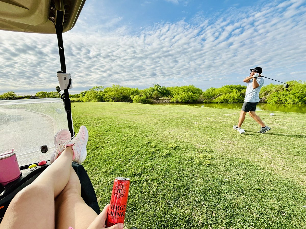 HighRiseFuel's tweet photo. What could be a more perfect weekend than spending time with your significant other, drinking a High rise and playing some golf. We hope everyone has been enjoying their weekend 🙏🏽

#ByFirefightersForEveryone #weekendvibes #golf https://t.co/qxwzitnprD