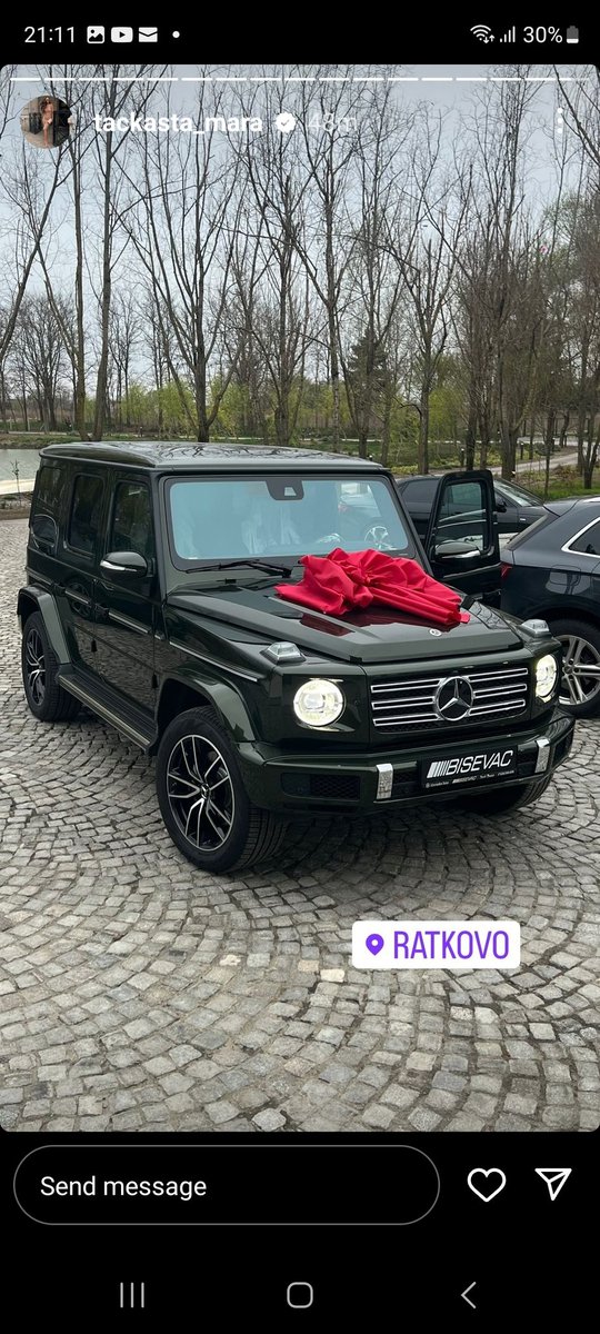 ENedorecena's tweet photo. Ali #tackastamars polako da unovci svoje vreme, da izvuce i nekretninu i to je to. #caosvima https://t.co/yhhxVFGMkc