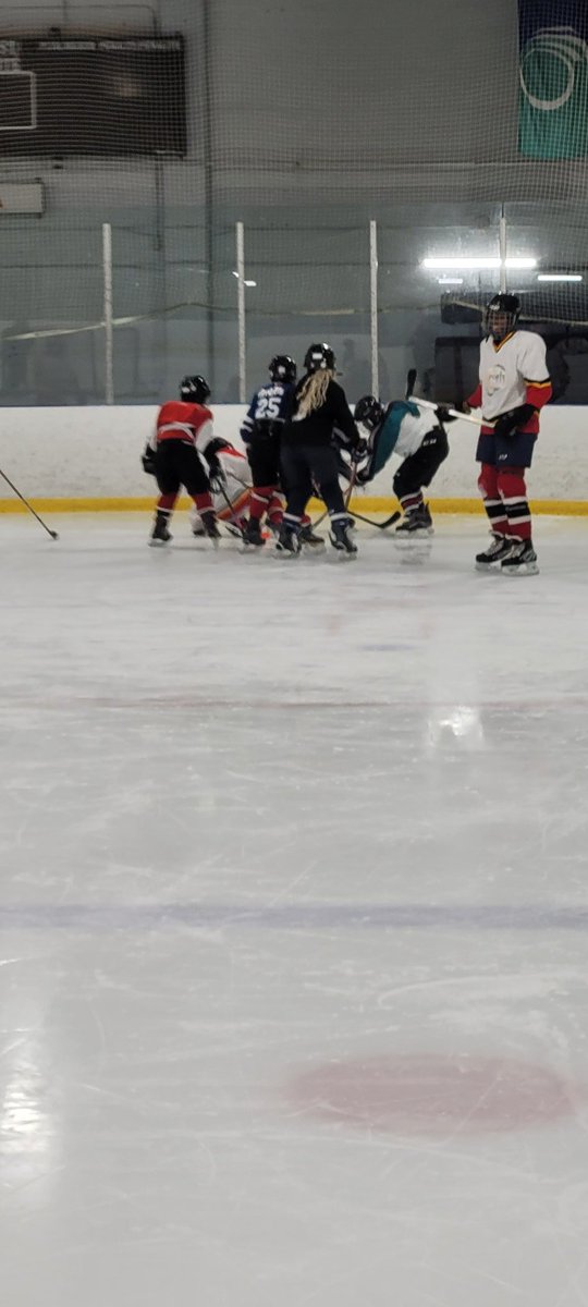 <a href="/7SamuelJanes/">Samuel Janes</a> and I got out to join coach <a href="/emmacweller/">Emma Weller</a> and the amazing kids of the <a href="/AfricanHockeyAH/">African Hockey Association</a> today for practice. The young athletes are grinding and only 2 weeks left for this season. Shout out to all of the coaches 1 from <a href="/carletonWHKY/">Ravens Women Hockey</a> &amp; <a href="/GeeGeesWHOC/">Gee-Gees Women’s Hockey | Hockey féminin</a> &amp;  my buddy Sawyer!