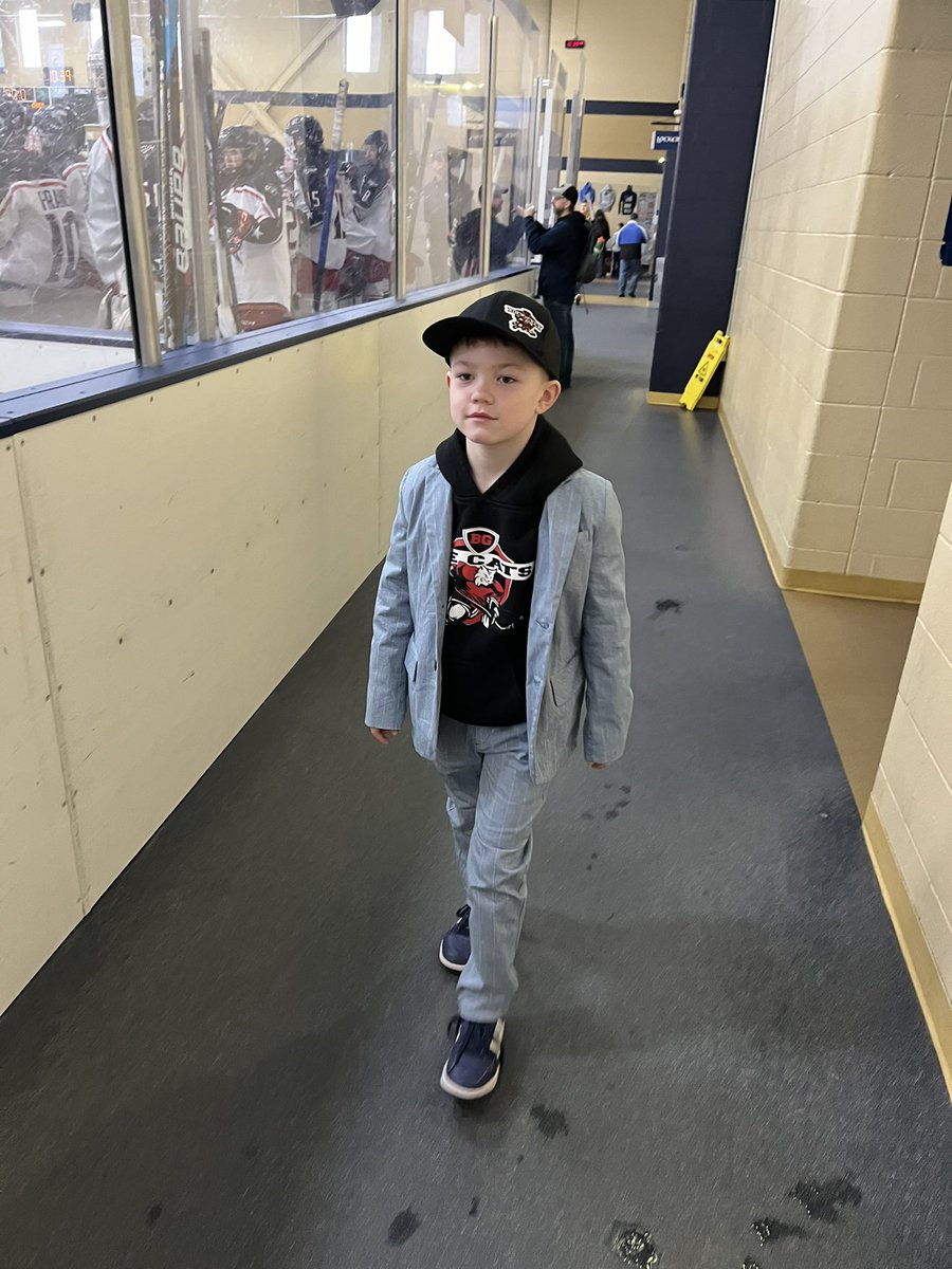 Barty64's tweet photo. Hey @BlueJacketsNHL , how’s this game day fit for the tournament finals in South Bend this morning? https://t.co/PEyFXlUZ7C