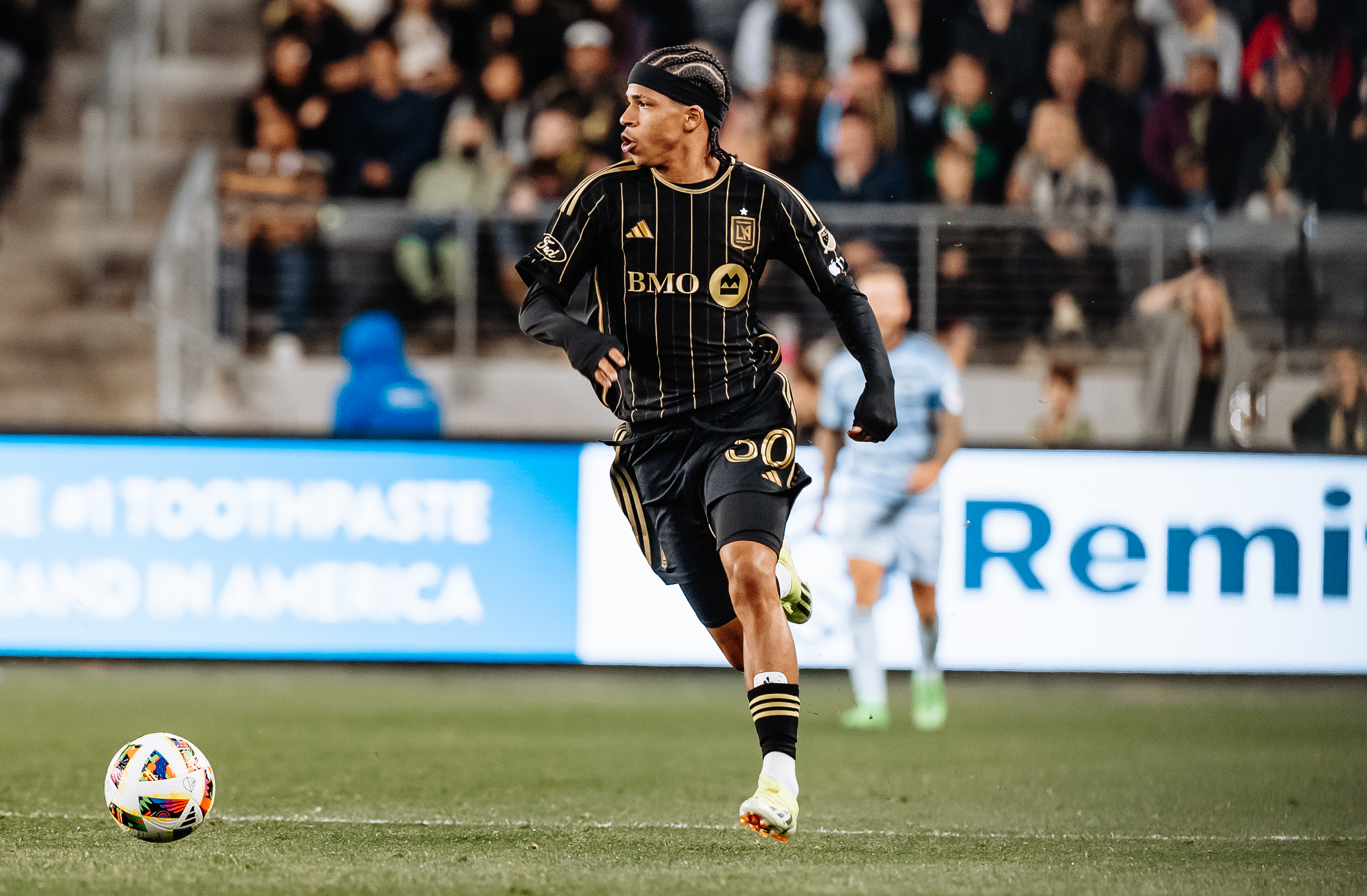 LAFC on X: "Home debut for David Martínez 🇻🇪 https://t.co/9EWxxSUSeg" / X