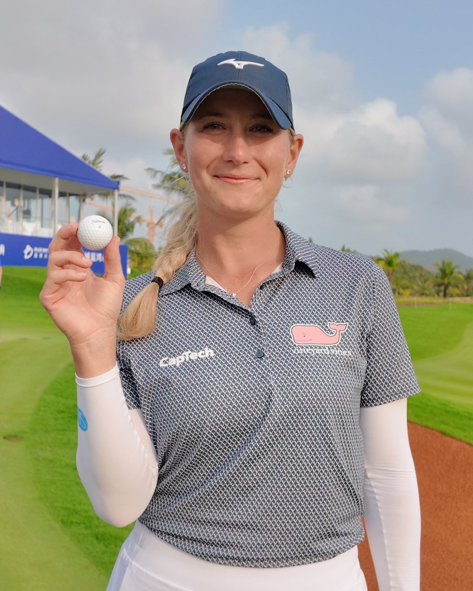 LPGA's tweet image. YAY! 🙌

Bailey won the #BlueBayLPGA using her @Titleist Pro V1! #TeamTitleist