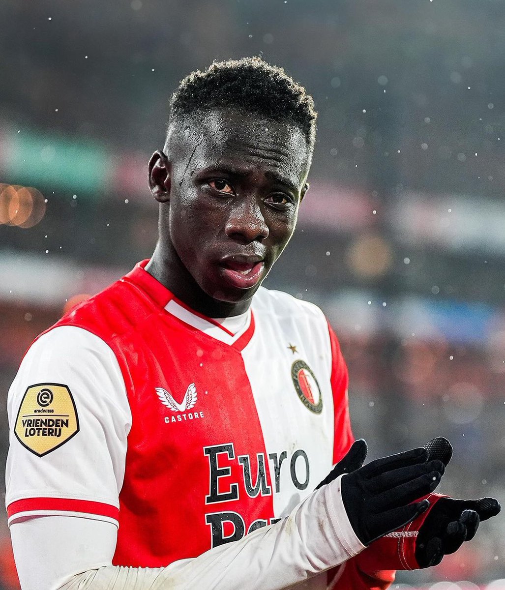 🇬🇲 Yankuba Minteh (19) opnieuw trefzeker voor Feyenoord! 

7 doelpunten, 2 assists in 10 basisplaatsen dit seizoen in de Eredivisie. 

4 doelpunten in zijn laatste 3 wedstrijden in de Eredivisie. 

#Feyenoord #NUFC