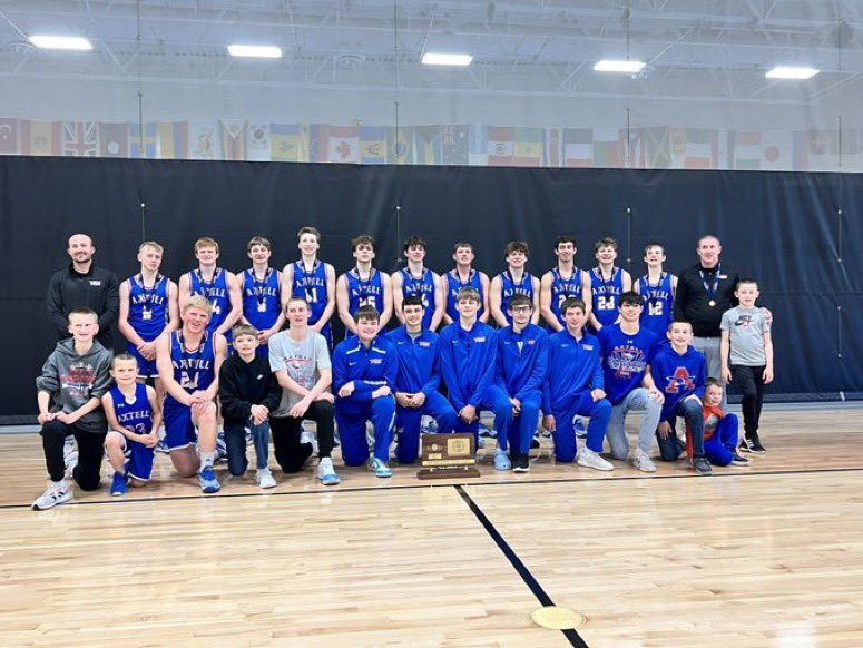 Axtell took third in 1A-II 🏀this season with a 23-3 record. It marked the second back to back 20 win season and second best season in school
history. A beyond talented group of athletes that have won the last three 8M-II titles in football and will be the favorite again next