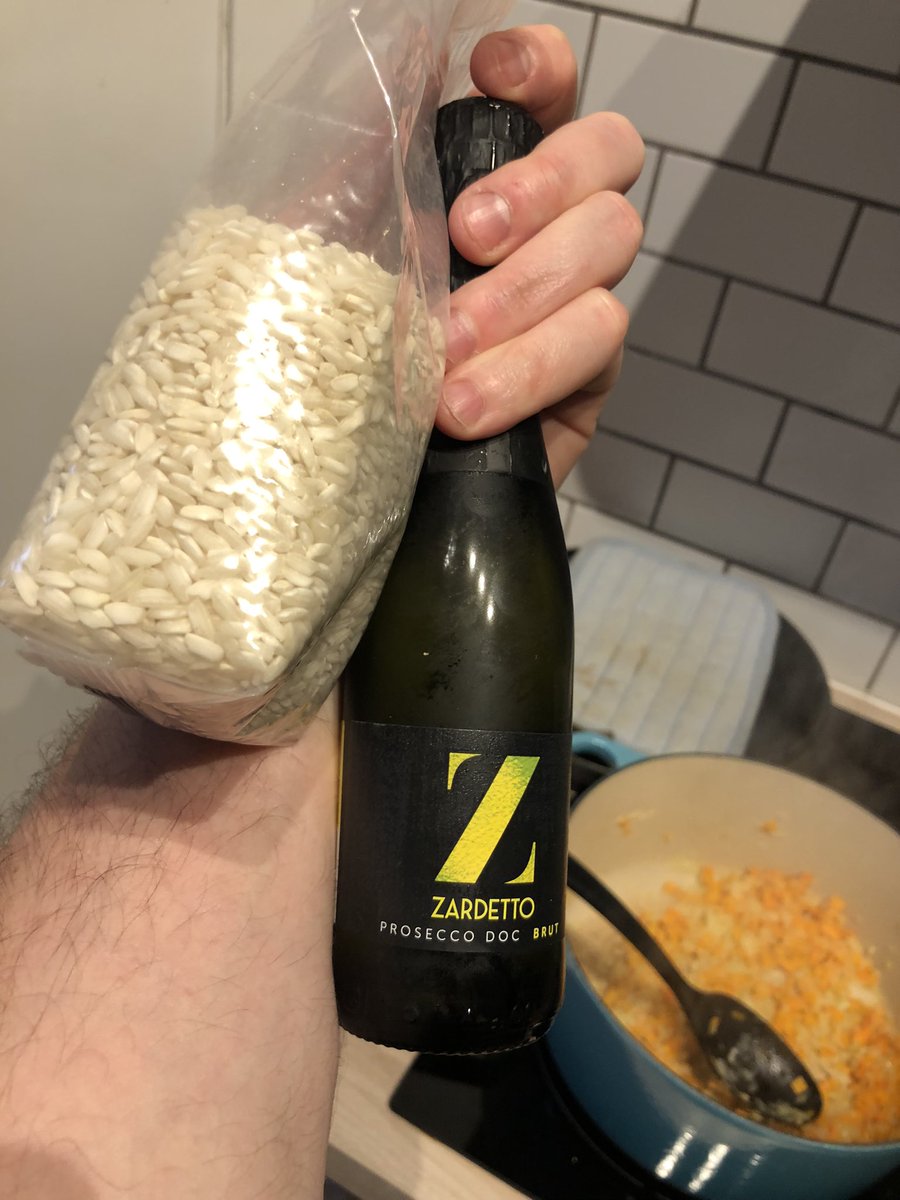 Round 15 PTMKM i played <a href="/PivoUlivo/">Marco Del Pivo</a> next day he brought me a prosecco for making the top8 and in case won i would had something to spray :) i didnt win but i took it home and today i made a risotto while i get to remember the gesture it was. Thank you Marco it was delicious 🍾💪😁