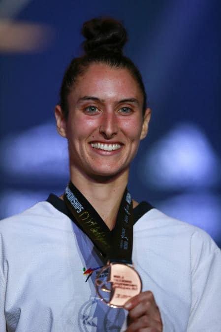 La española Cecilia Castro logra plaza en #Paris2024 y culmina el pleno del taekwondo español en los Juegos.
rtve.es/v/16008243/