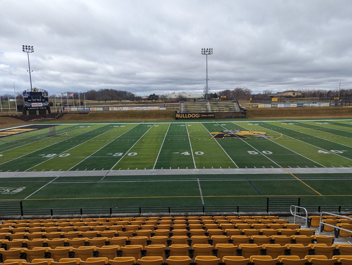 TrentThrows tweet media