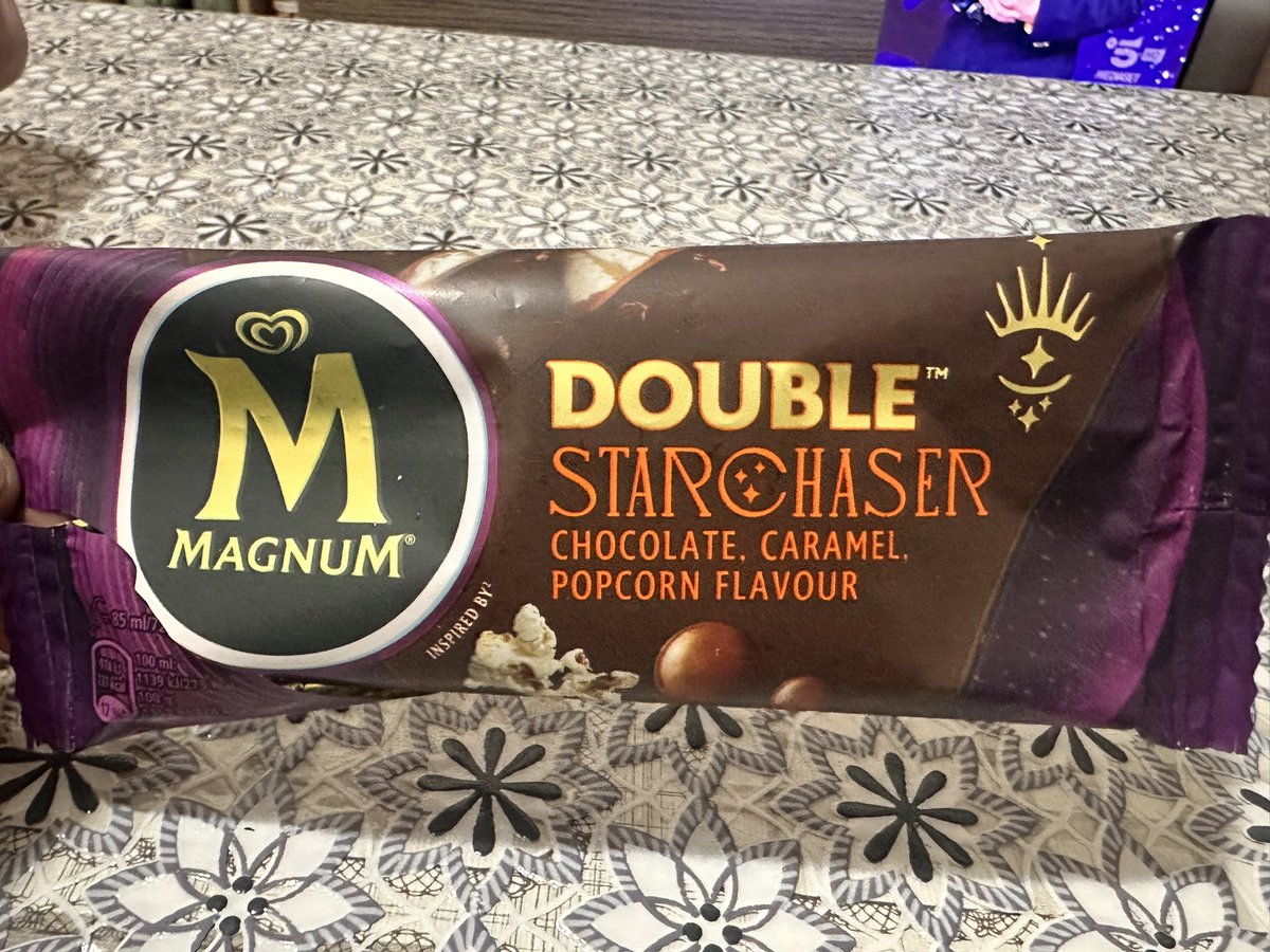 mdvrebasta's tweet photo. Non mangiate mai questo #magnum a mio parere è #orgasmico 😍😍😍😍 https://t.co/pfi249Mvbs