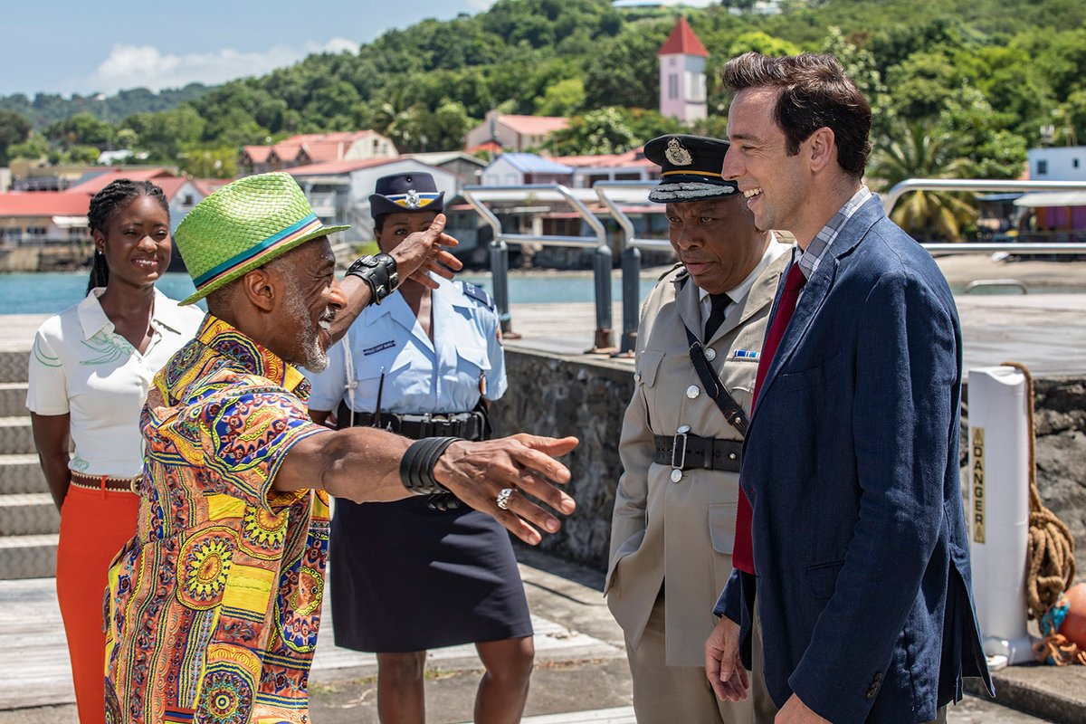 deathinparadise's tweet image. Hi Dwayne! #DeathInParadise