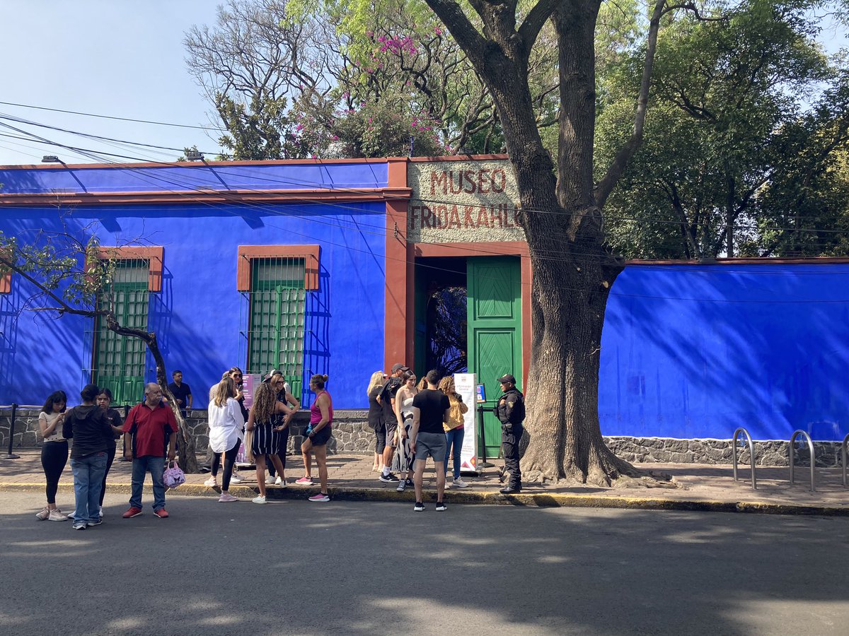 Rebecca Sinclair tweet media