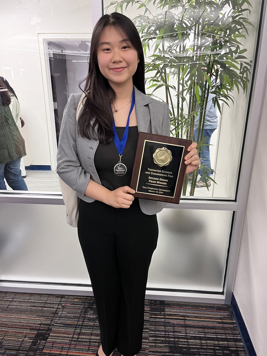 Glspeight's tweet photo. Congratulations to Grace Son and Malini Dharni for placing 2nd Grand Prize and runner up respectively at the Tidewater Science and Engineering Fair today at ODU. https://t.co/sMkEcC5foH