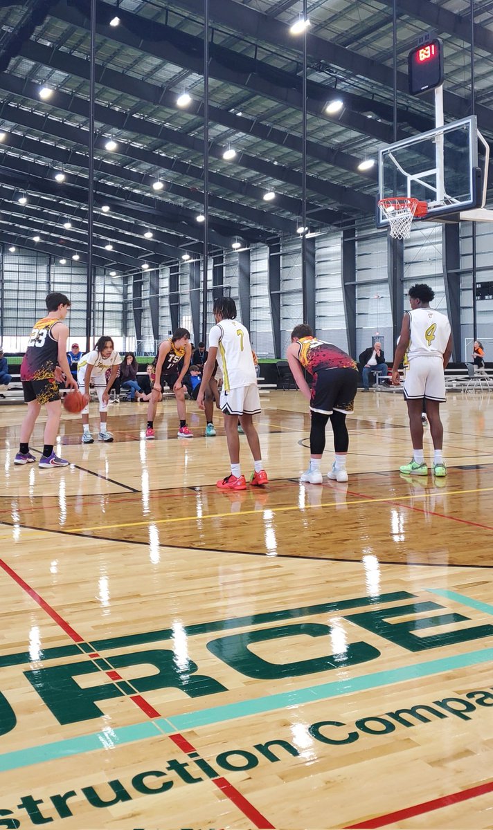 TSI 70 Team Teague 67. Hard fought win over a great team. #MarchMayhem <a href="/IUSABB/">IN US Amateur BB</a>