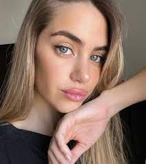 BautistaLo15601's tweet photo. En un mano a mano entre Catalina y Sabrina
¿A quién se bancan?

Catalina ♥️ 

Sabrina 🔁

#GranHermano https://t.co/kID6vqpJUR