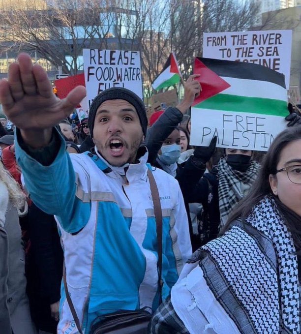 Nazi salute at Palestine protest in London