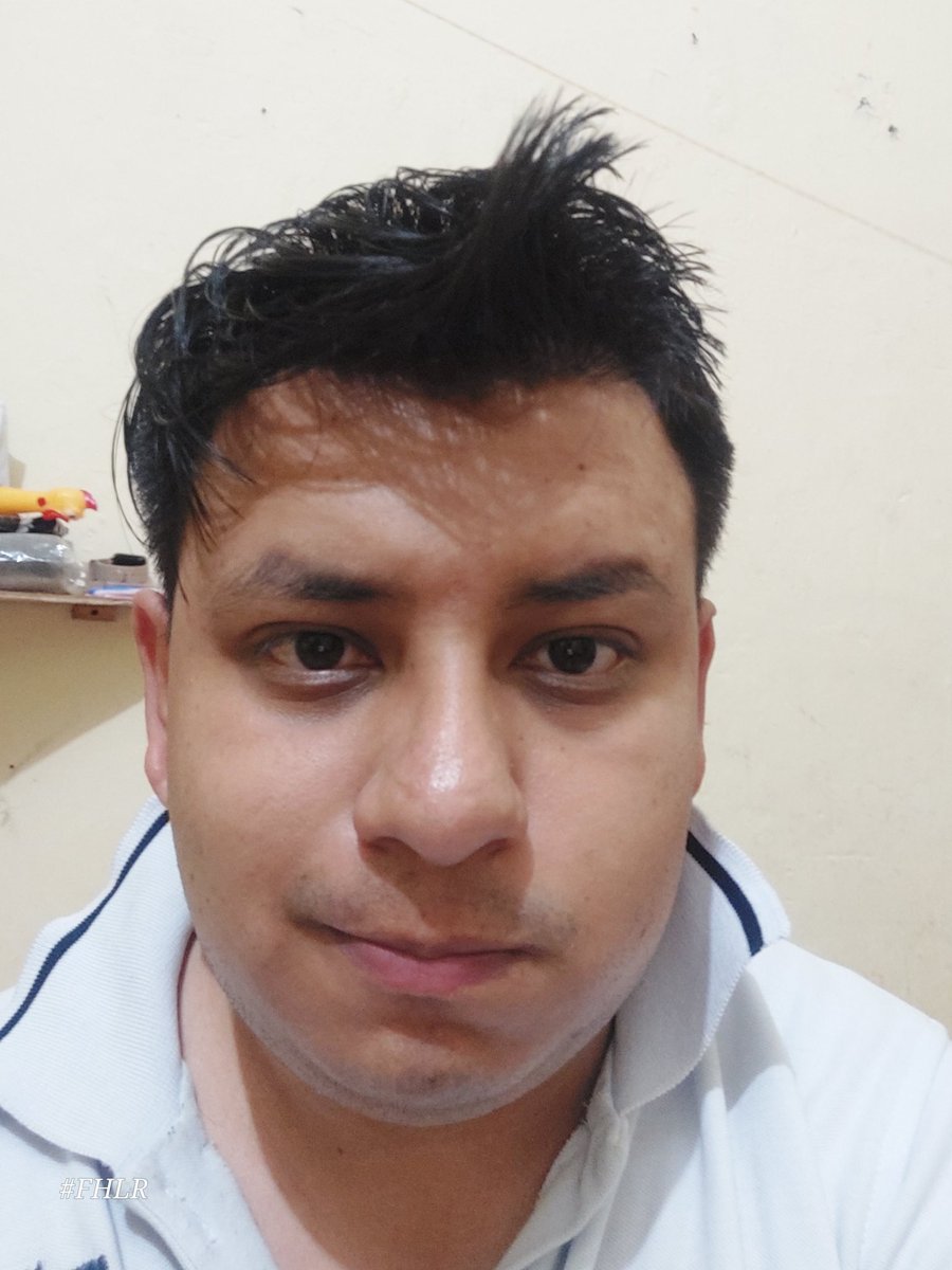 FelipeHerreraLR's tweet photo. #fhlr 
Mis ojos solo pueden mirarte y mis labios besarte 
Aunque todo pasa en mis sueños, algún día sera más que una ilusión 

#Frasesdeldía #frases #FelizDomingo #FelizDomingoATodos #FelizDiaOsQuiero https://t.co/dVmEpQHbS8