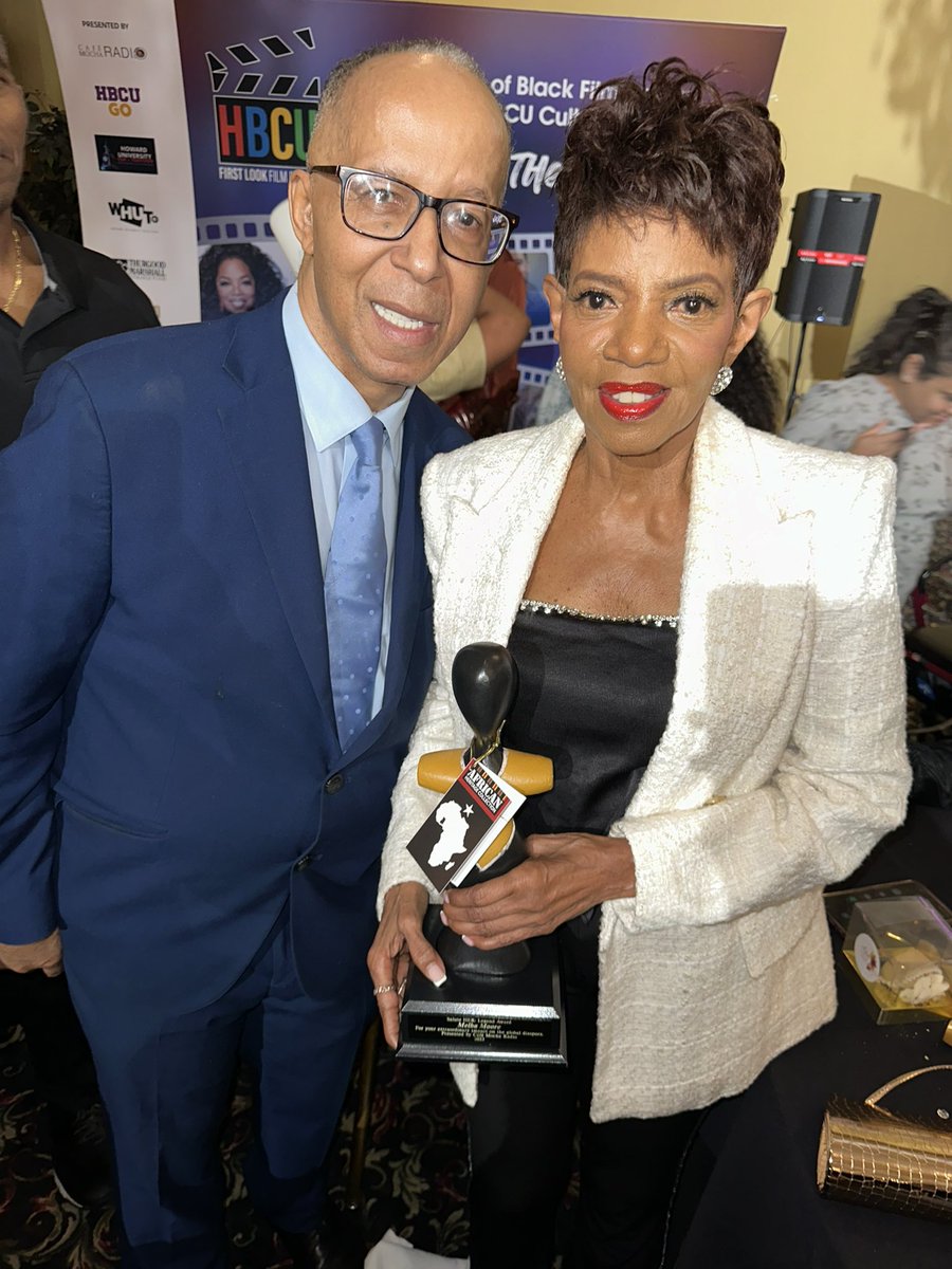 kens888's tweet photo. For Women’s History Month I salute my friend @MelbaMoore1 who recently received a star on the Hollywood Walk of Fame. On International Women’s Day she was honored with the @cafemocharadio HER Legend Award #melbamoore #internationalwomensday #womenshistorymonth #cafemocharadio https://t.co/CqvbQxGnN0