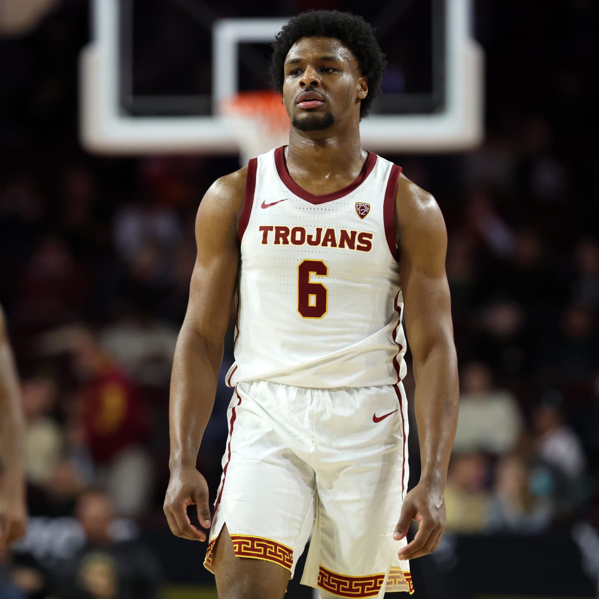 LegionHoops's tweet photo. A RedditNBA user suggests the Spurs should draft Bronny James with their likely top-4 draft pick.

(u/Bballopinion) https://t.co/TqnjMgjSxo