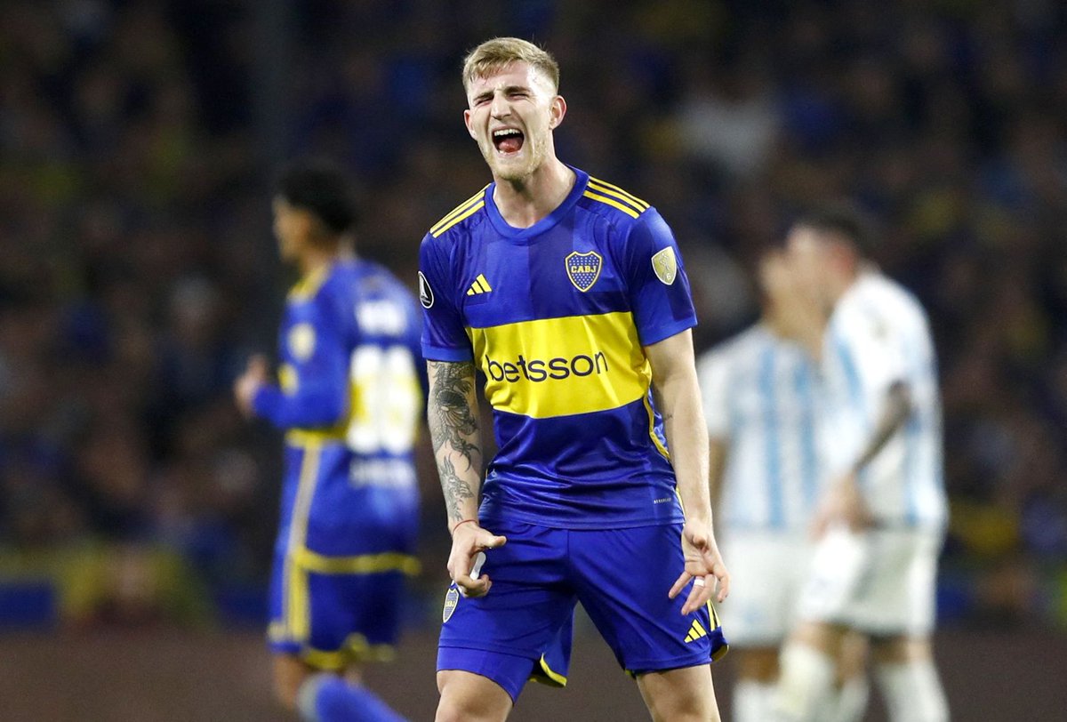 Avellaneda: la puta loca del 6 de la selección Argentina