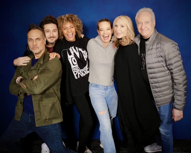 TerryMatalas's tweet photo. #StarTrek We just really don’t get along. ⁦@ToddStashwick⁩ ⁦@JeriLRyan⁩ ⁦@ItsMichelleHurd⁩ ⁦@gates_mcfadden⁩ ⁦ https://t.co/qnS32MHDMR