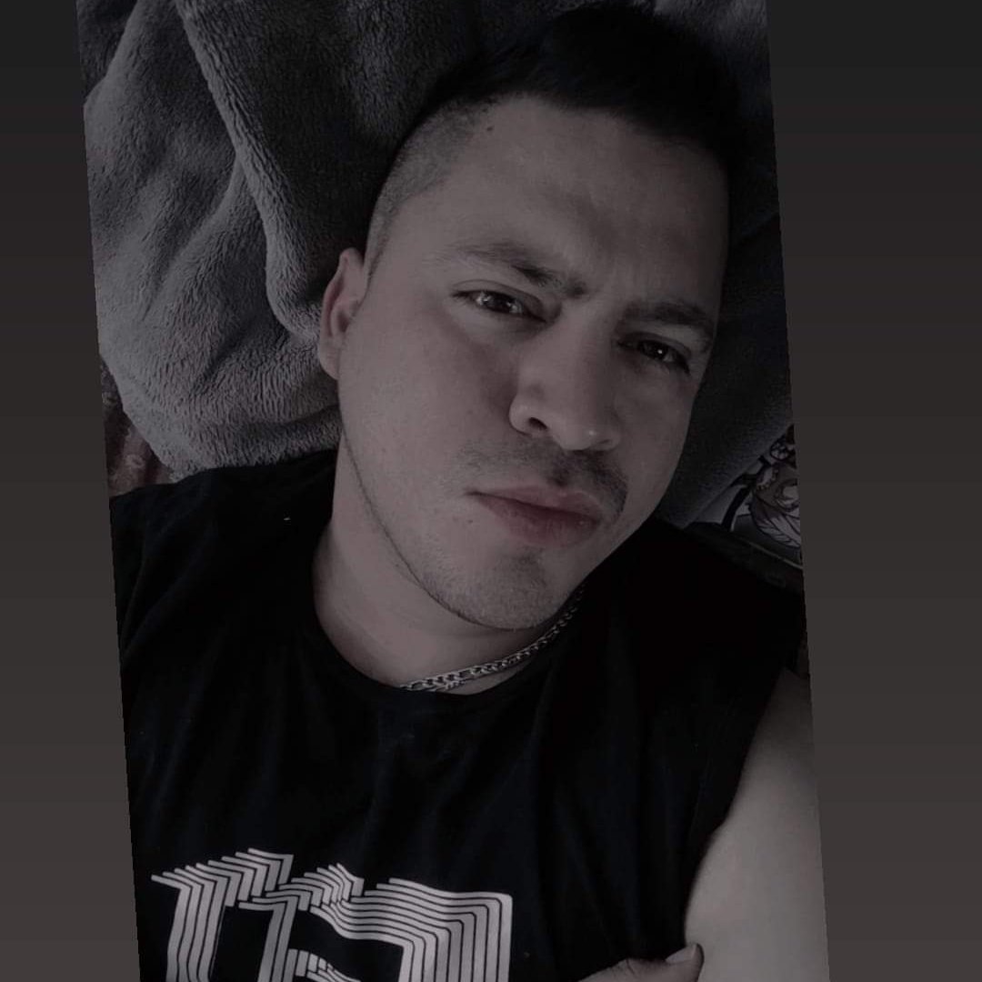IvanMorin14's tweet photo. #NuevaFotoDePerfil https://t.co/QJsNw0zcB7