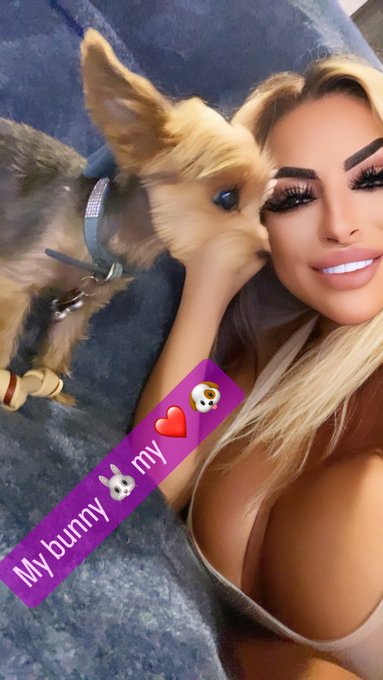 My bunny 🐰 my ❤️ 🐶 https://t.co/HflL956JQ9<a href="/tag/saturdaynight"class="tags"><span>#saturdaynight</span></a><a href="/tag/saturdaynightfever"class="tags"><span>#saturdaynightfever</span></a><a href="/tag/saturdayvibes"class="tags"><span>#saturdayvibes</span></a>