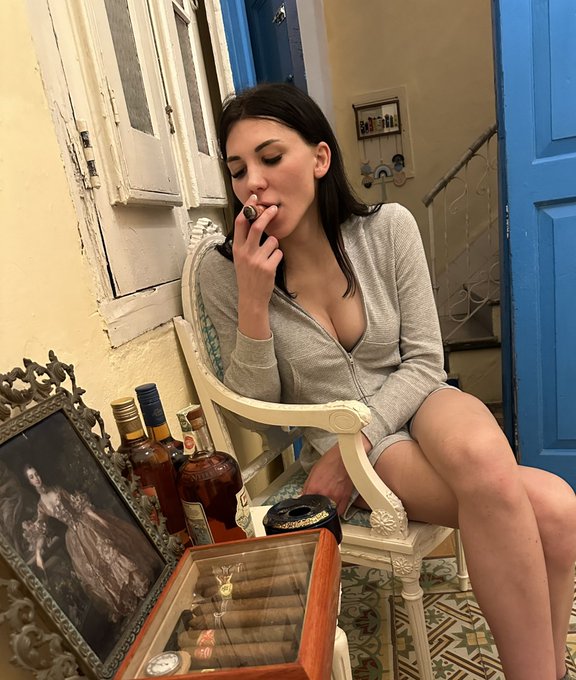 Our post talking about being in Cuba was officially limited in reach, lmao.   So I just posted it again<a href="/tag/cuba"class="tags"><span>#cuba</span></a>