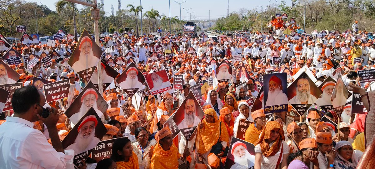 #करोड़ों_महिलाओं_की_पुकार यही है कि Sant Shri Asharamji Bapu की तबियत गंभीर है और उन्हें जल्द से जल्द आयुर्वेदिक इलाज करवाने के लिए बेल दी जाए।
उनके केस की
Fair Proceedings हों।
Stand For Justice ⚖️