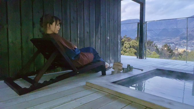 ひっそり更新。OF  https://t.co/UW4GeRuhNq https://t.co/Oamc5yaYRL